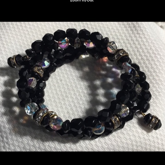 Vintage~Black & Clear Crystals Bracelet with Rhinestone Rondel Spacers - Picture 3 of 5